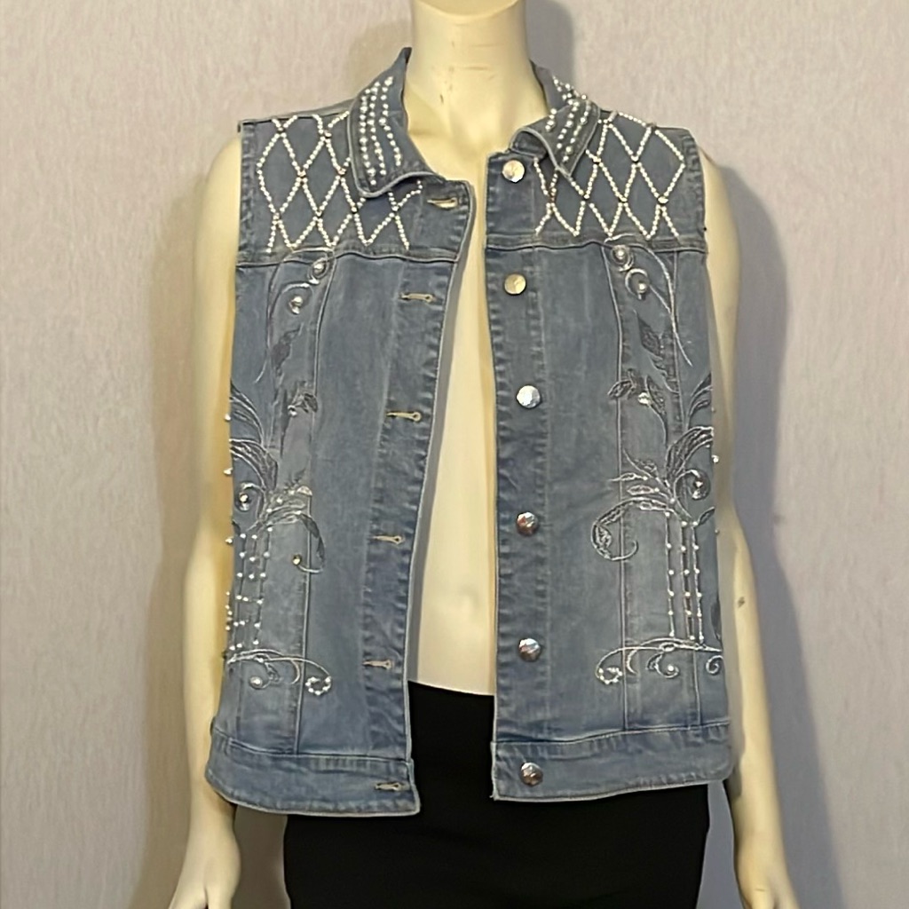 Midnight Velvet Embroidered Jean Vest, Size Large.